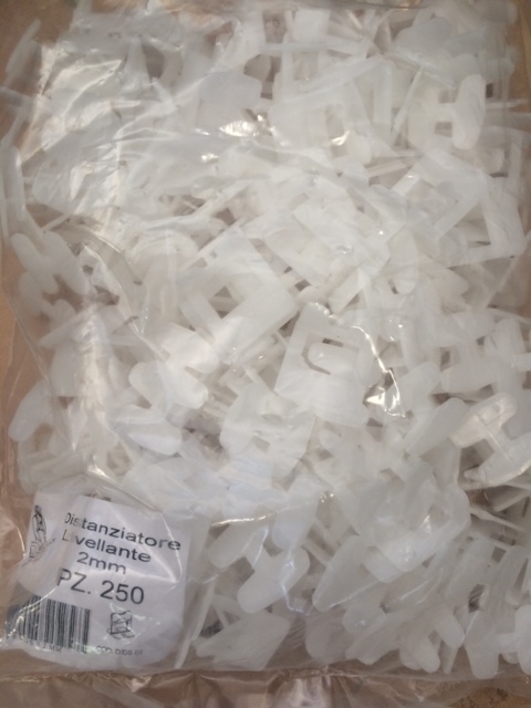 Blocchi Di Vetro Immagine Stock. Immagine Di Rifletta - 31515557 - Foto 9